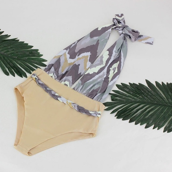 NEW! Backless Halter Monokini - Picture 7 of 8